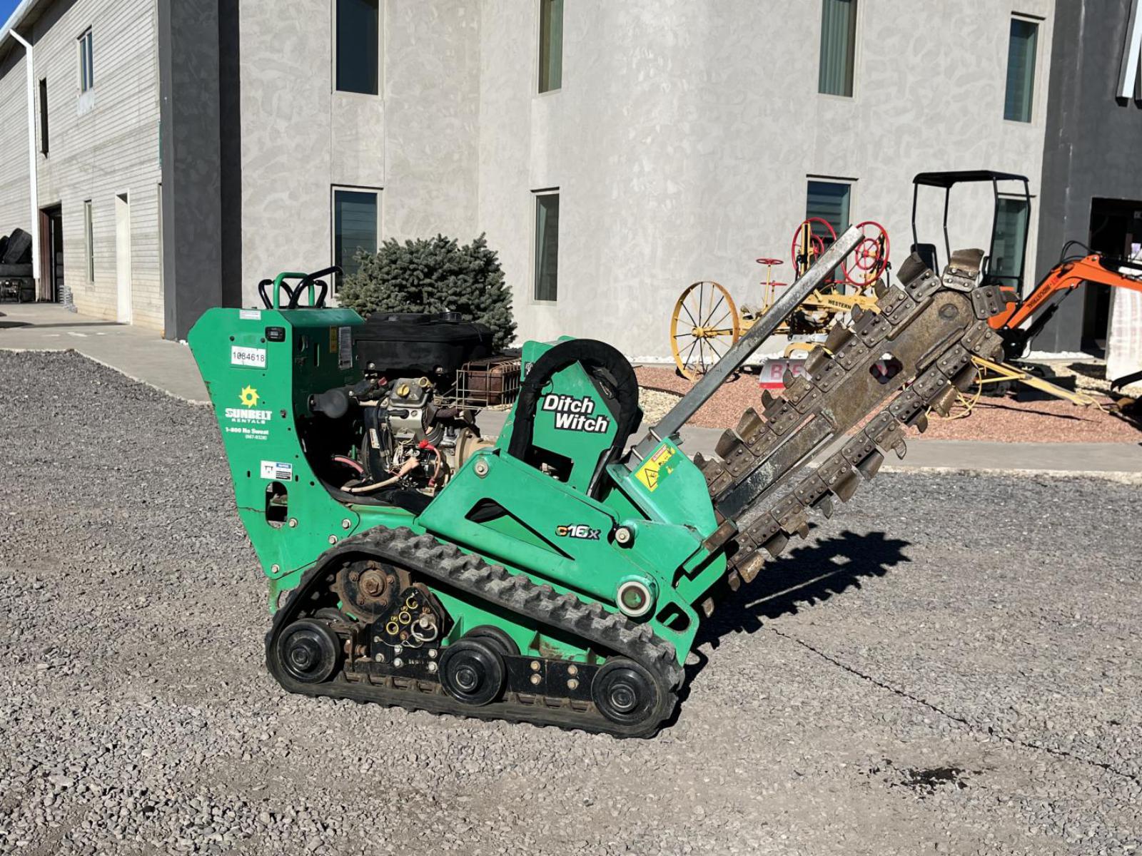 ./imagenes/INVOICE/2019/17455/ZANJADORA MANUAL DITCH WITCH C16X (0).JPG